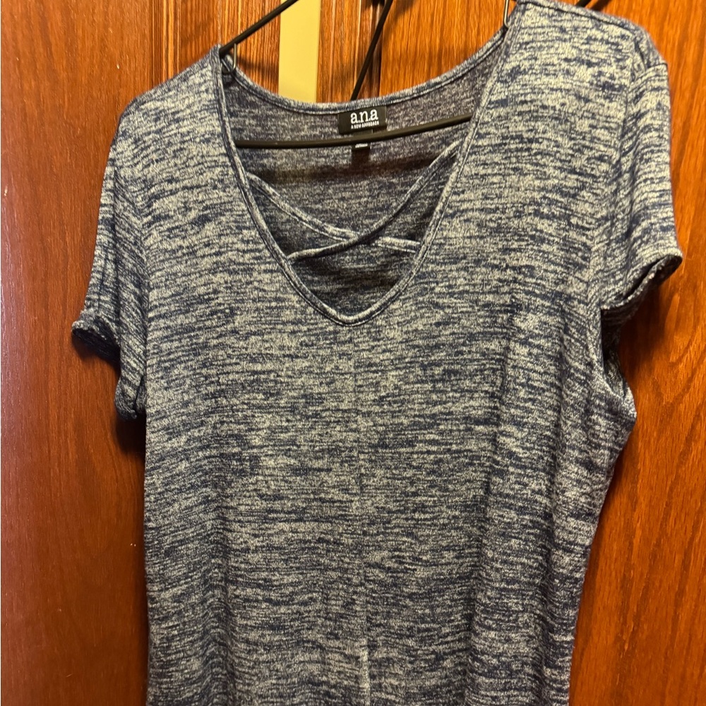 - A.n.a Blue heather short sleeve sweater EUC